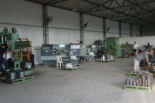 液壓起道機(jī)生產(chǎn)車間