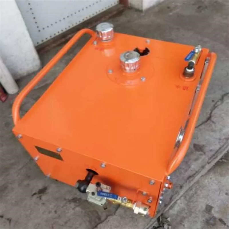 �V�Ú��(d��ng)עҺ�����F(xi��n)؛����(y��ng)ZBQ-7.5/2.5